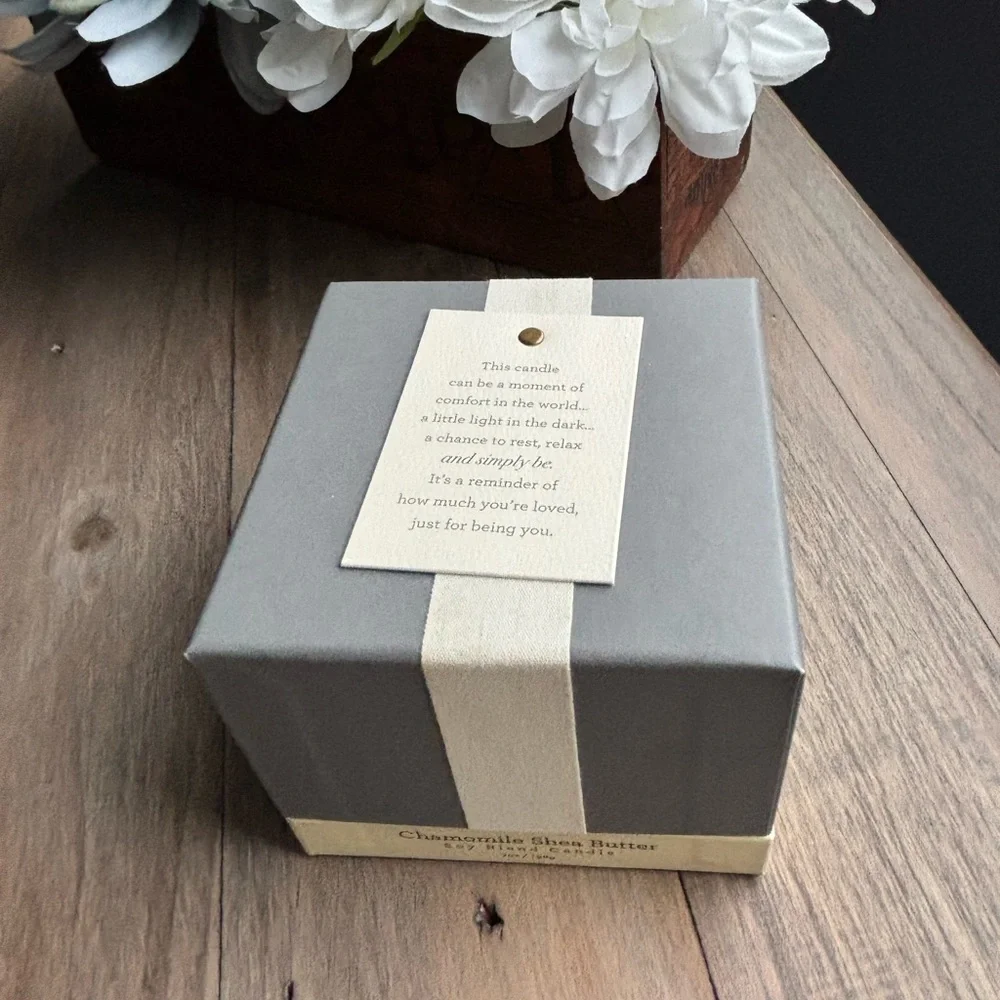 NIB Chamomile Shea butter Soy Blend candle